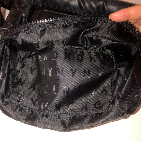 DKNY BLACK BAG - Picture 7 of 14